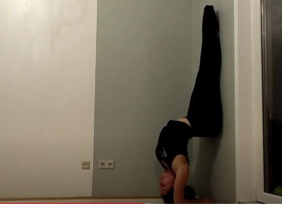 Backbending in Head- & Handstands