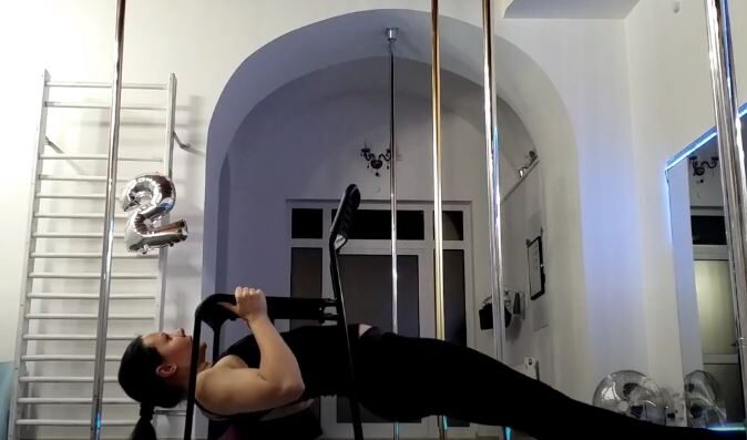 Chair Workout for Poledancers